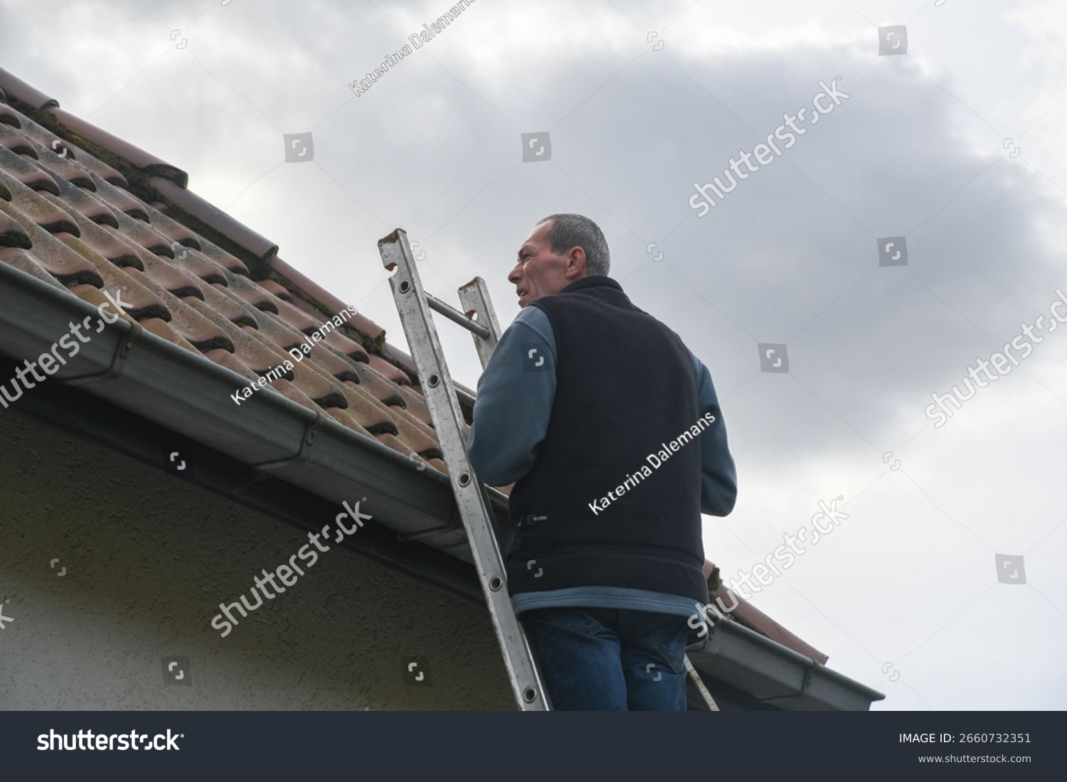 Professional roof and skylight maintenance inspection